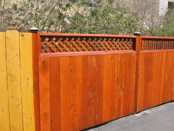 3 Reasons to Choose Cedar for Your Fencing