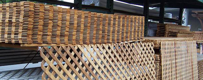 Garden Accents Lattice Panels Picnic Tables Railroad Ties