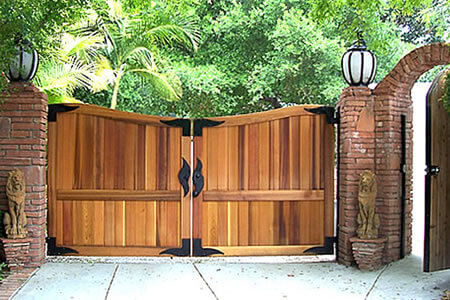 Wood Gates Sederra Gate Products