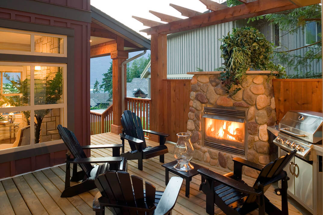 Prepare Your Deck for Entertaining Prepare Your Deck for Entertaining