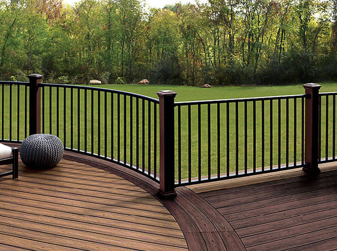 Deck Rail Options & Accessories - Deckorators