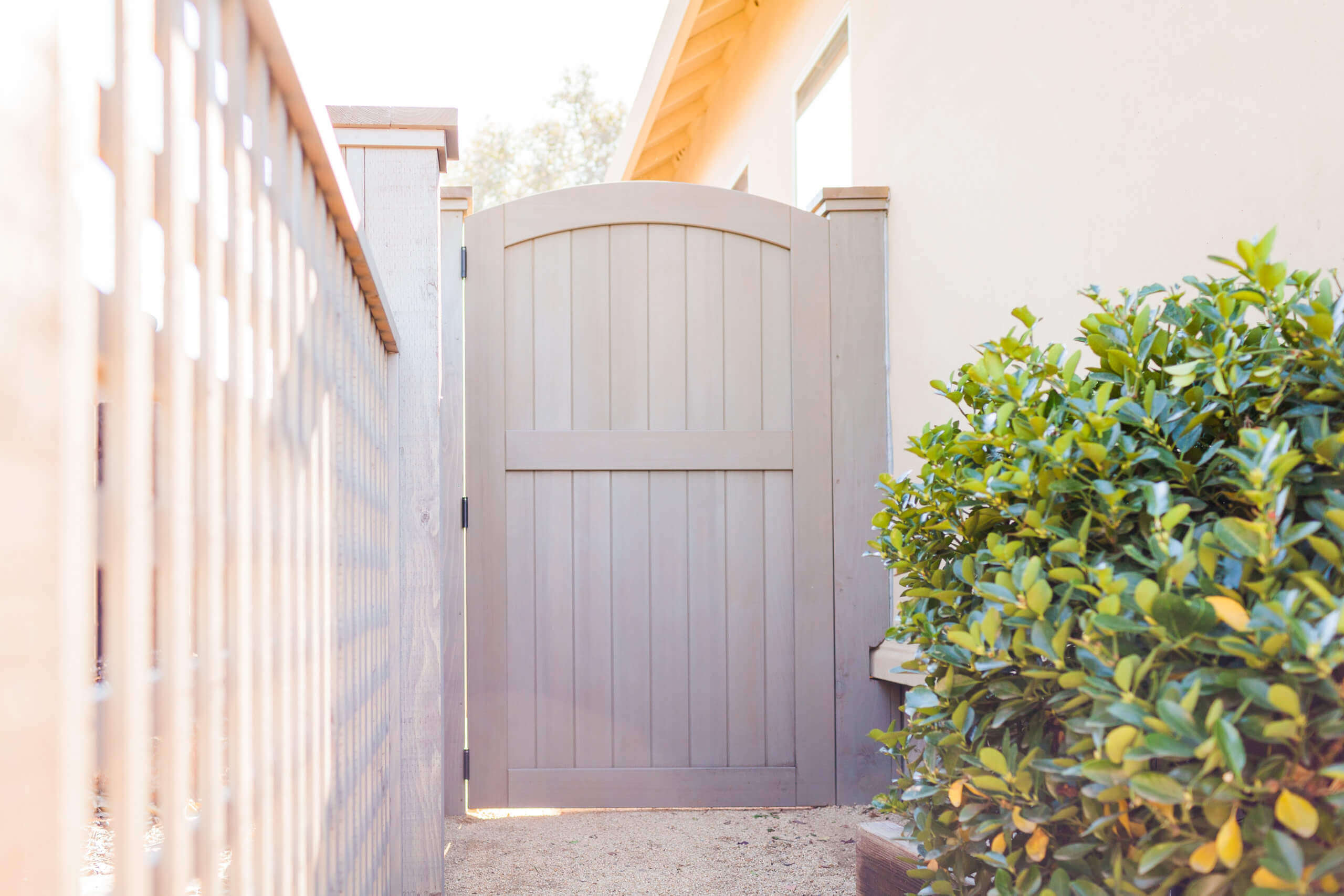 Make Over Your Yard with a Stunning New Gate
