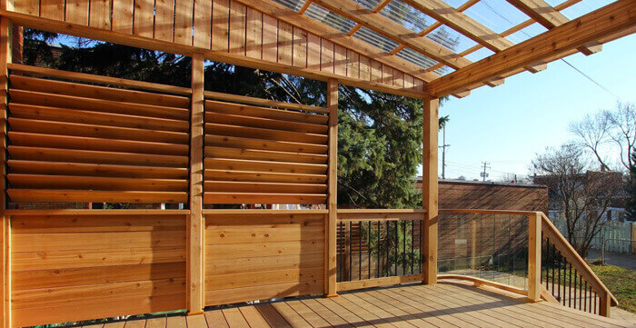 The Beauty of 5/4 Western Red Cedar for Horizontal Fencing and Decking