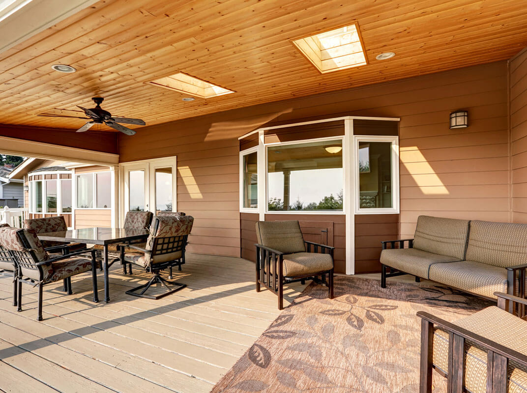 Aluminum vs. Wood Patio Covers: Which Is the Right Material for You?