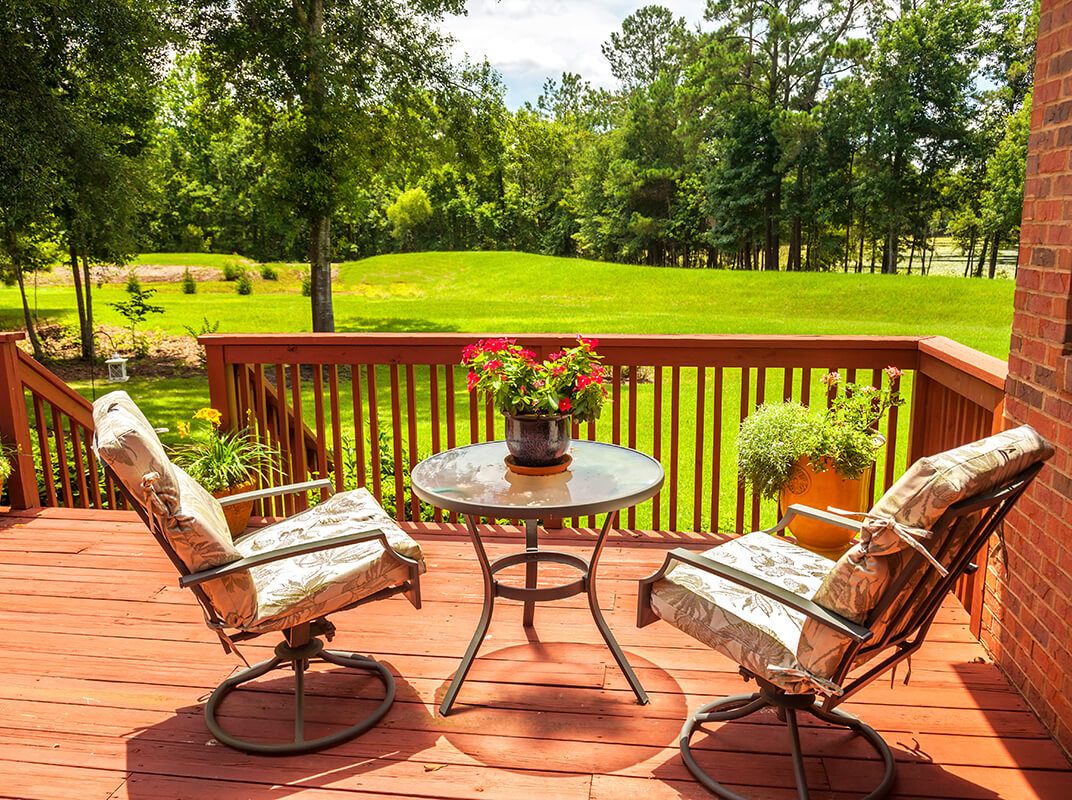 Top 5 Railing Applications and the Benefits of Each Top 5 Railing Applications and the Benefits of Each